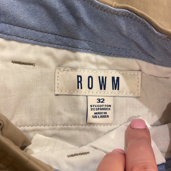 Men’s ROWM khaki shorts - Picture 4 of 4